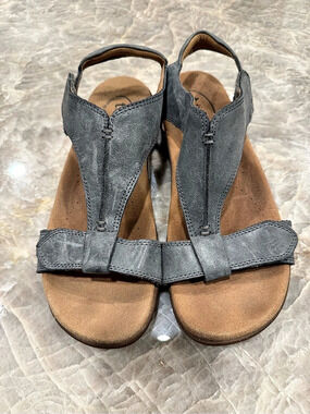 Taos Gray Leather Comfort Sandals Size 7 Adjustable Straps